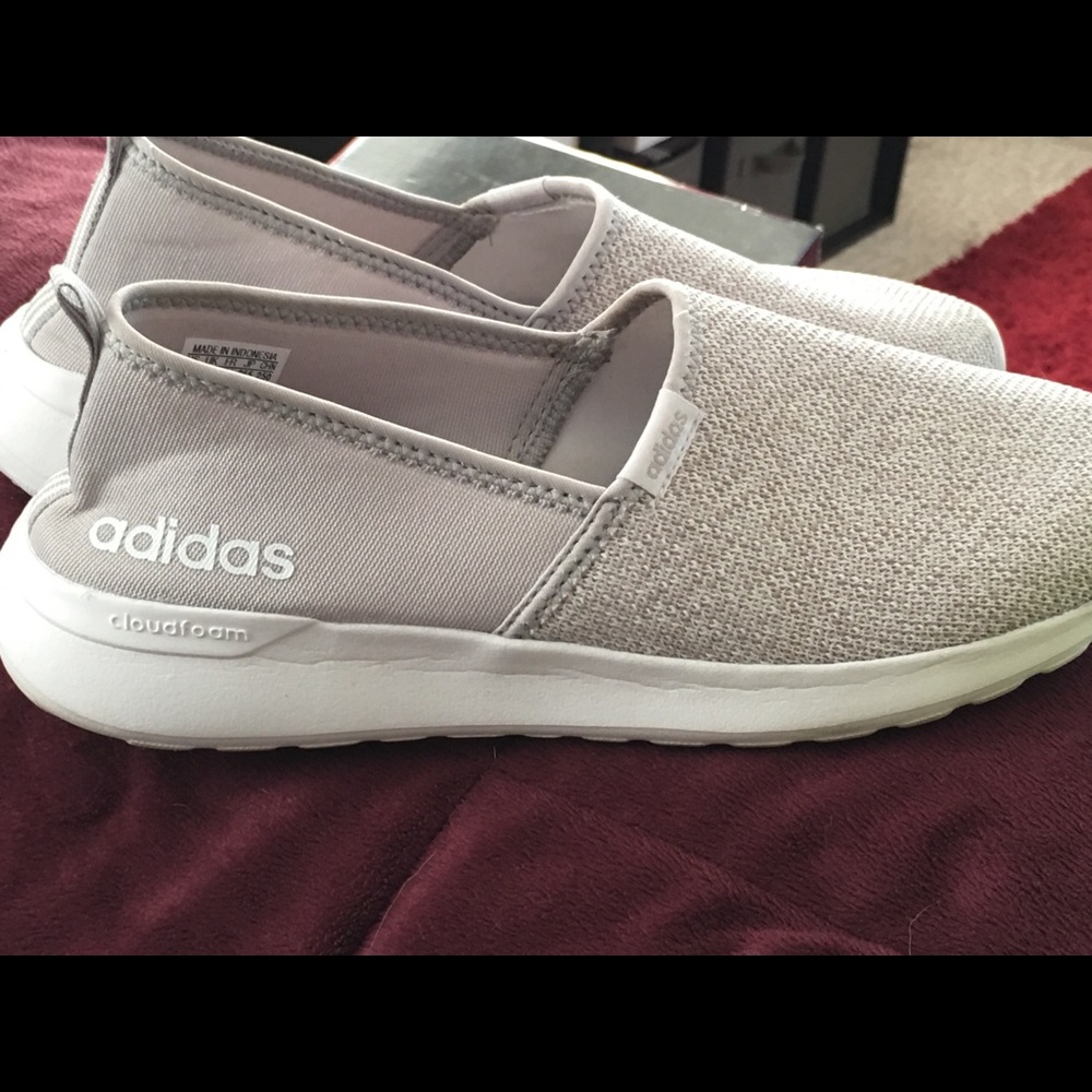 Shoes - Picture 6 of 7